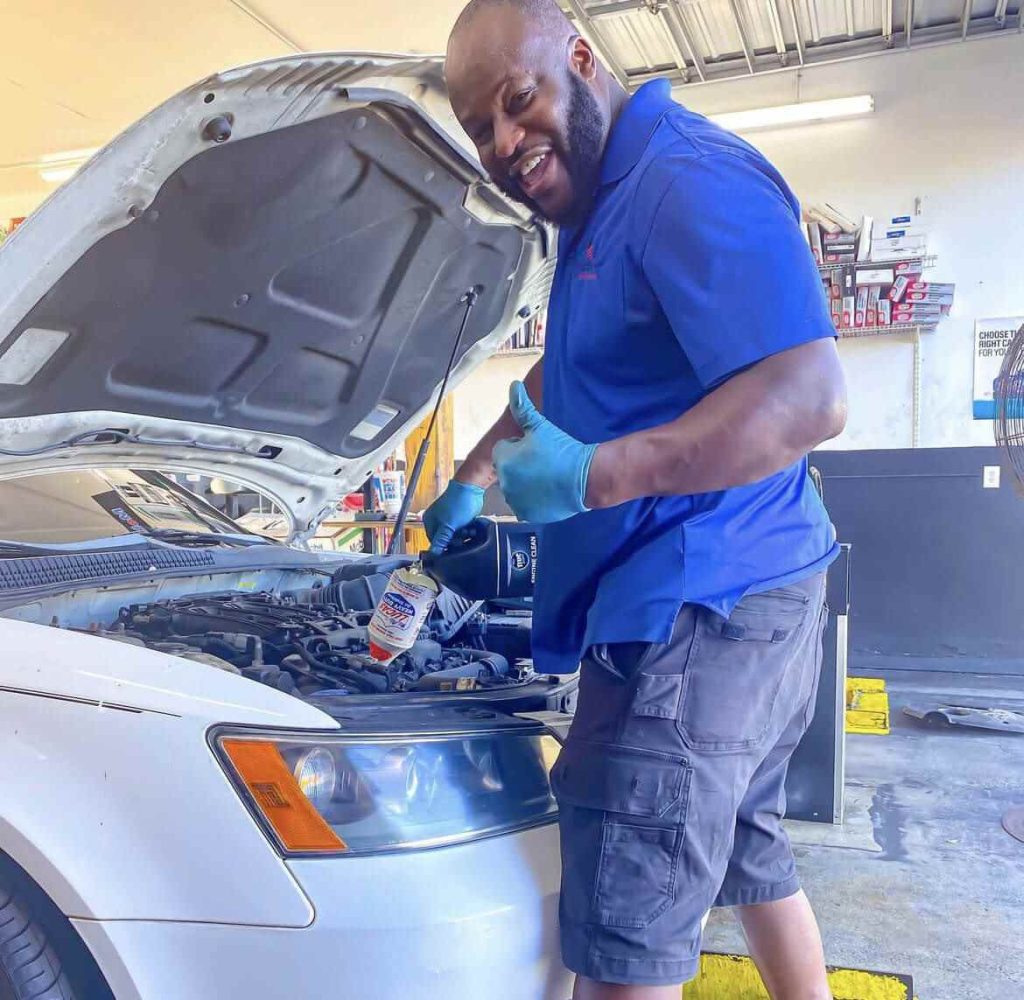 10 minutes oil change Flashlube miami